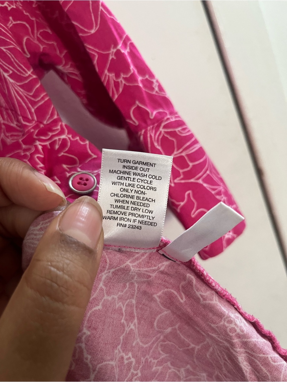 New York & Company Pink Floral Button-Down Shirt - Picture 4 of 5